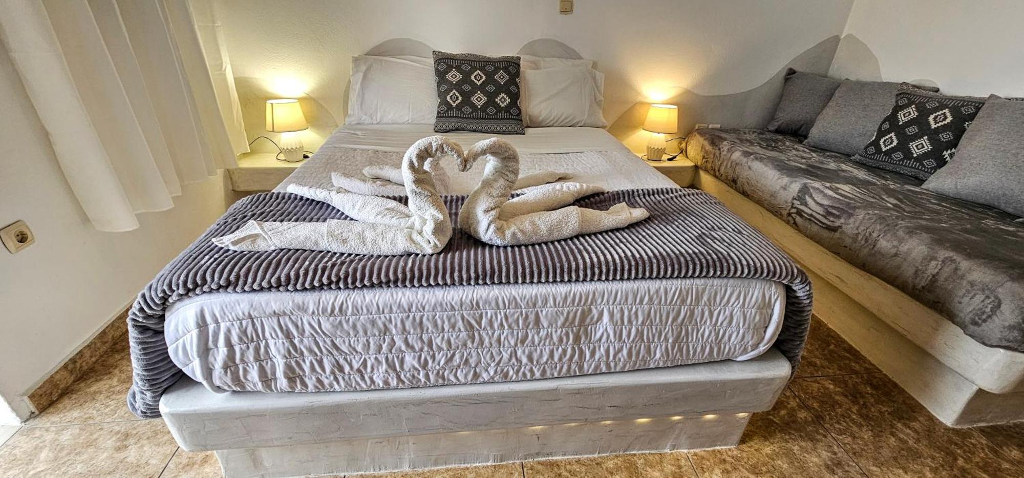 Pleasure Seaside Rooms Perissa  Exterior foto